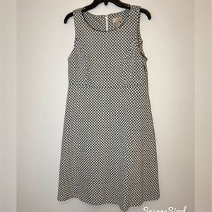 Sleeveless Loft black and white dress